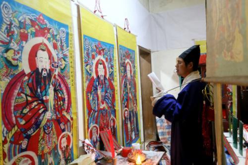 梦见做道场