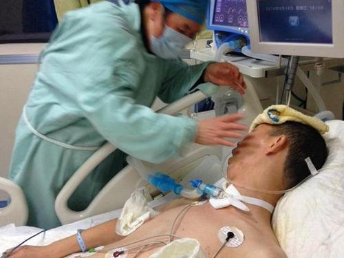 梦见情人被打