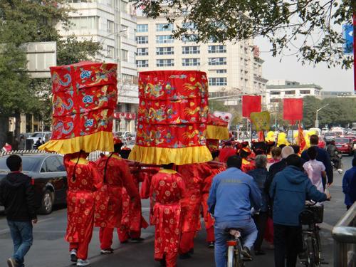 梦见迎亲队伍