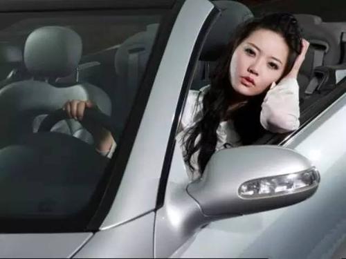 梦见自己卖车了