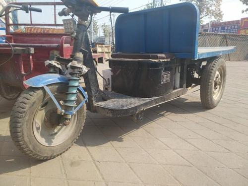 梦见三轮车
