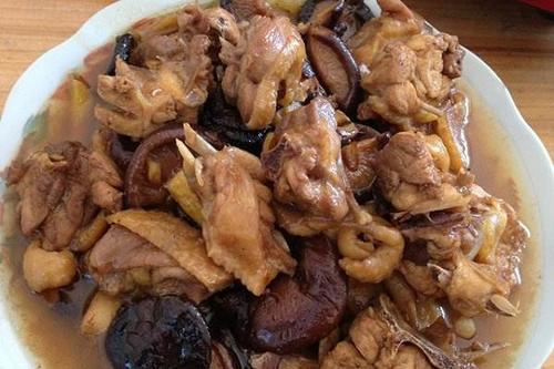 梦见炖鸡肉