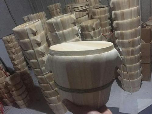 梦见饭桶