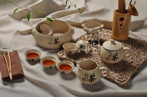 梦见茶具