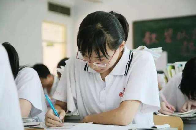 梦见高考成绩很差
