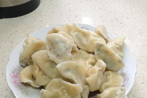 梦见煮饺子