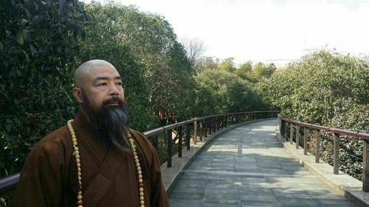 梦见跟人去拜佛