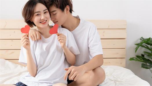 梦见老婆有人勾引