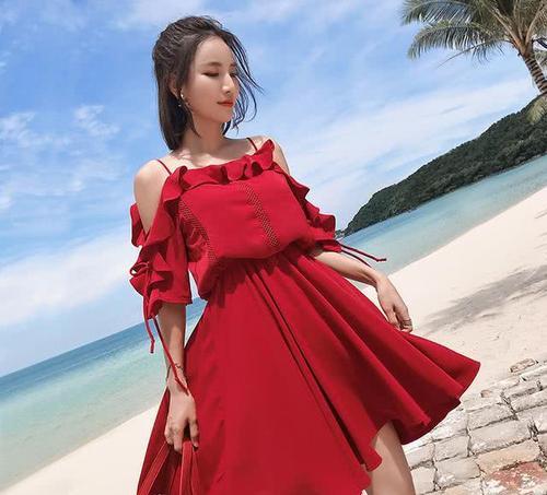 梦见穿红衣的女人
