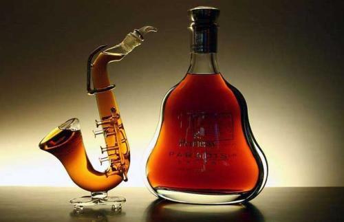 梦见老公喝酒