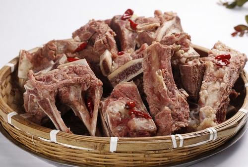 梦见买骨头给家人