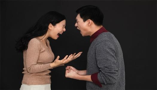 梦见前夫追我