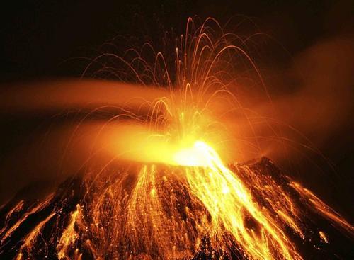 梦见火山爆发逃跑 梦见火山爆发逃跑