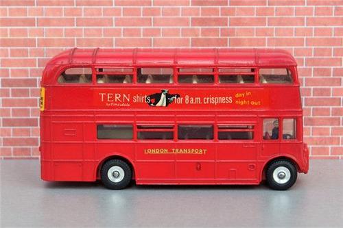 梦见坐长途大巴