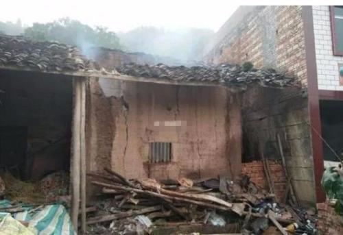 梦见人家房子被烧 梦见人家房子被烧