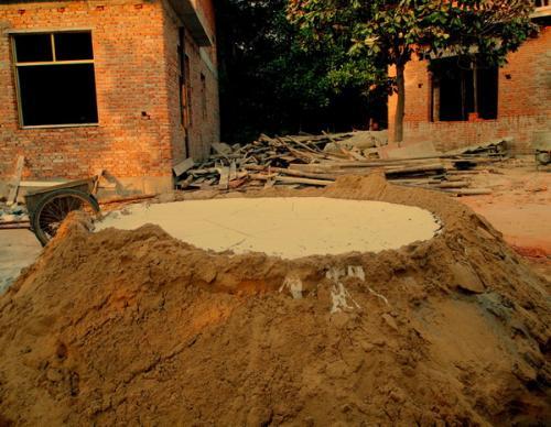 梦见上墙上不去