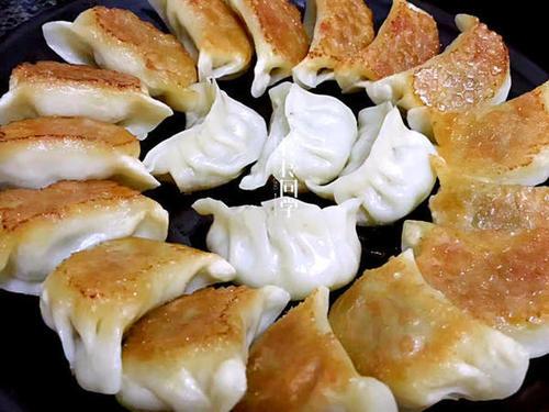 梦见吃煎饺
