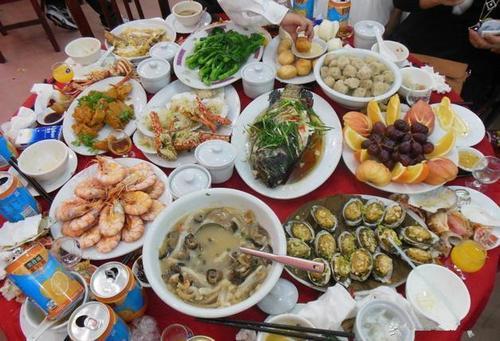 梦见摆酒席 梦见摆酒席