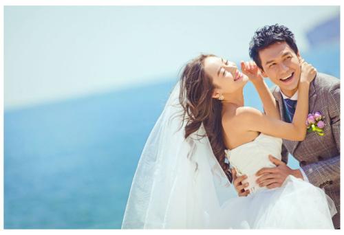 梦见和另一半拍婚纱照 梦见和另一半拍婚纱照