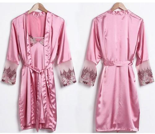 梦见穿粉色睡衣 梦见穿粉色睡衣