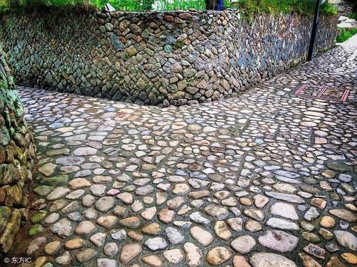 梦见走石子路 梦见走石子路