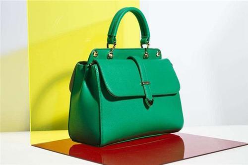 梦见挎包丢了又找回来