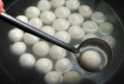 梦见吃元宵 梦见吃元宵