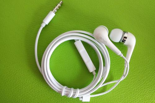 梦见耳机坏了 梦见耳机坏了