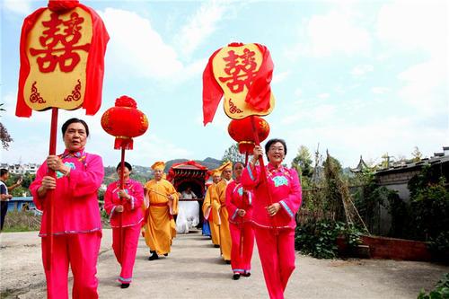 梦见别人出嫁