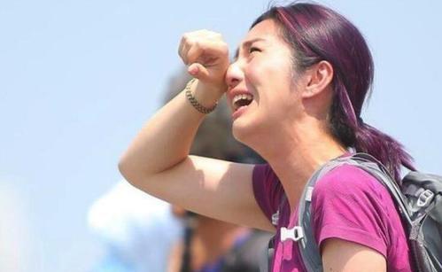 梦见妹妹大哭