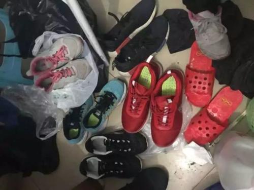 梦见偷鞋