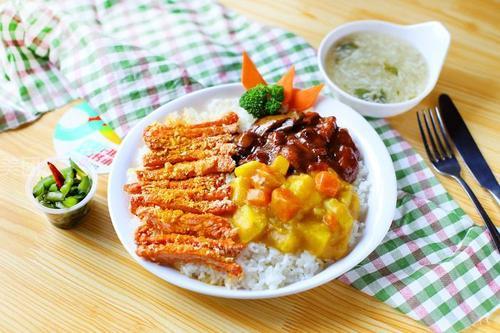 梦见美餐