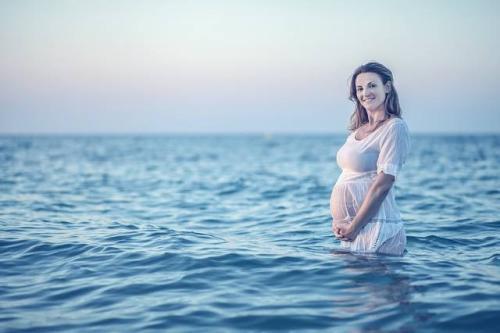 孕妇梦见游泳