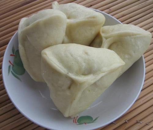 梦见吃豆包