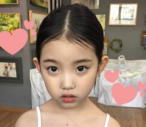 梦见自己生了个漂亮的女儿