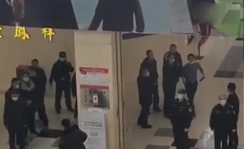 梦见自己杀人逃跑