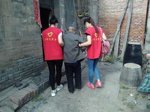 梦见已故亲人进家门