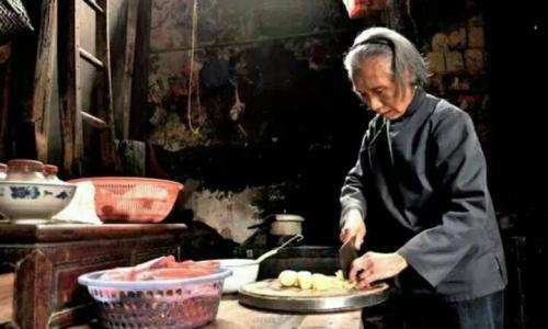 梦见已故的妈妈