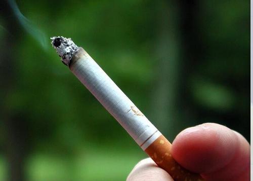 梦见别人给烟