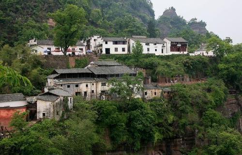 梦见别人下山