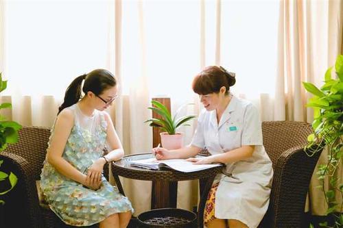 孕妇梦见医生