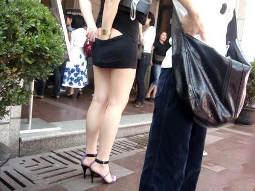 梦见死人找女人