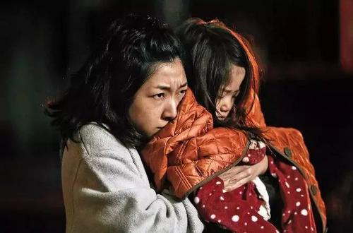 梦见现在活着的人死了