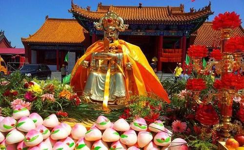 梦见寺庙都是死人