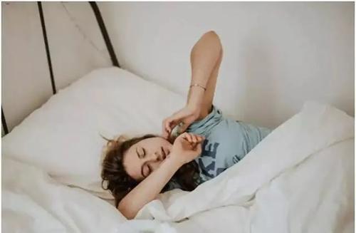 梦见未婚女孩做人流