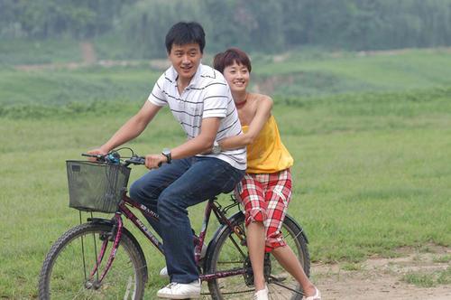 梦见骑自行车带人