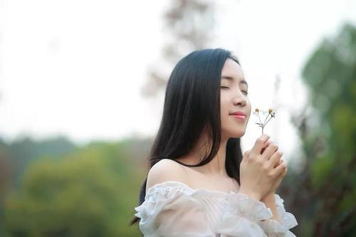 梦见和心爱的女人在一起