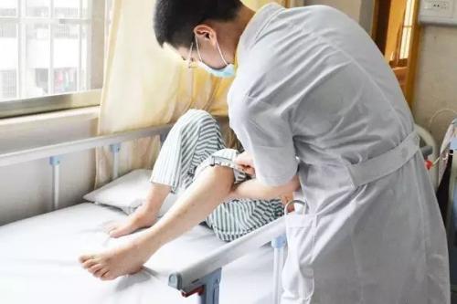 梦见亲人住院