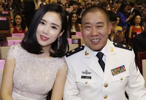 梦见女儿穿的很漂亮