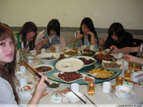 梦见已故同事